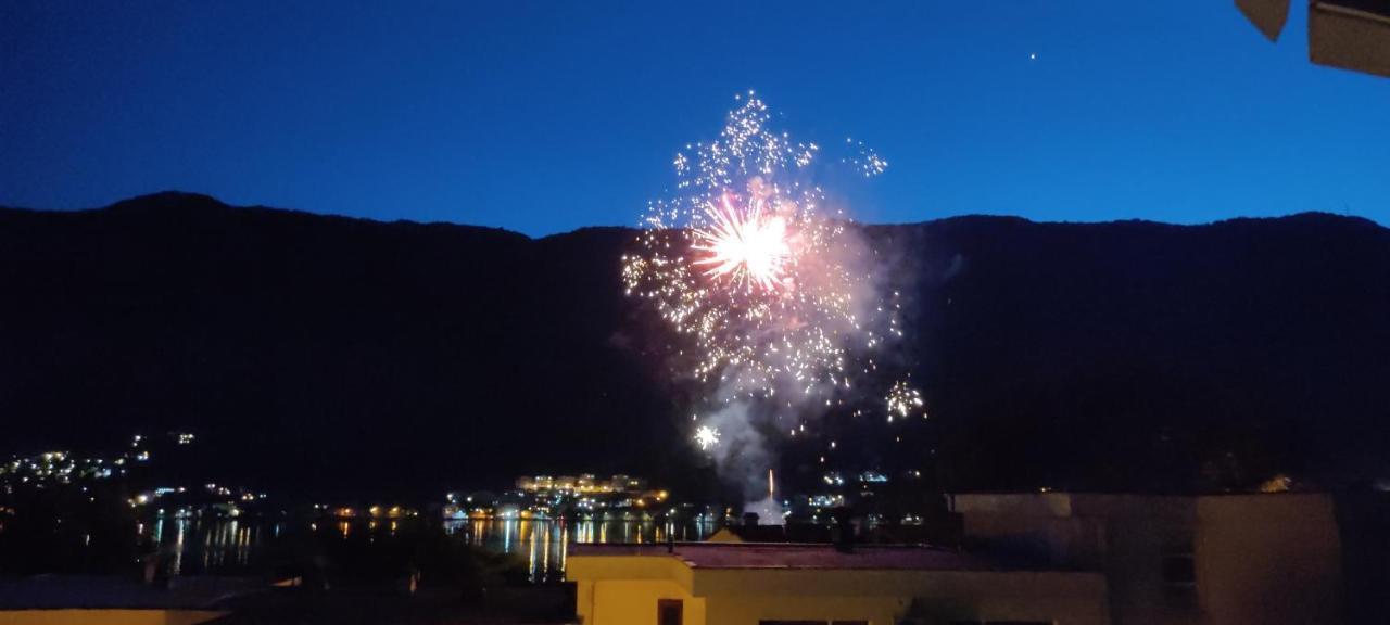 Apartment Oaza Kotor Luaran gambar
