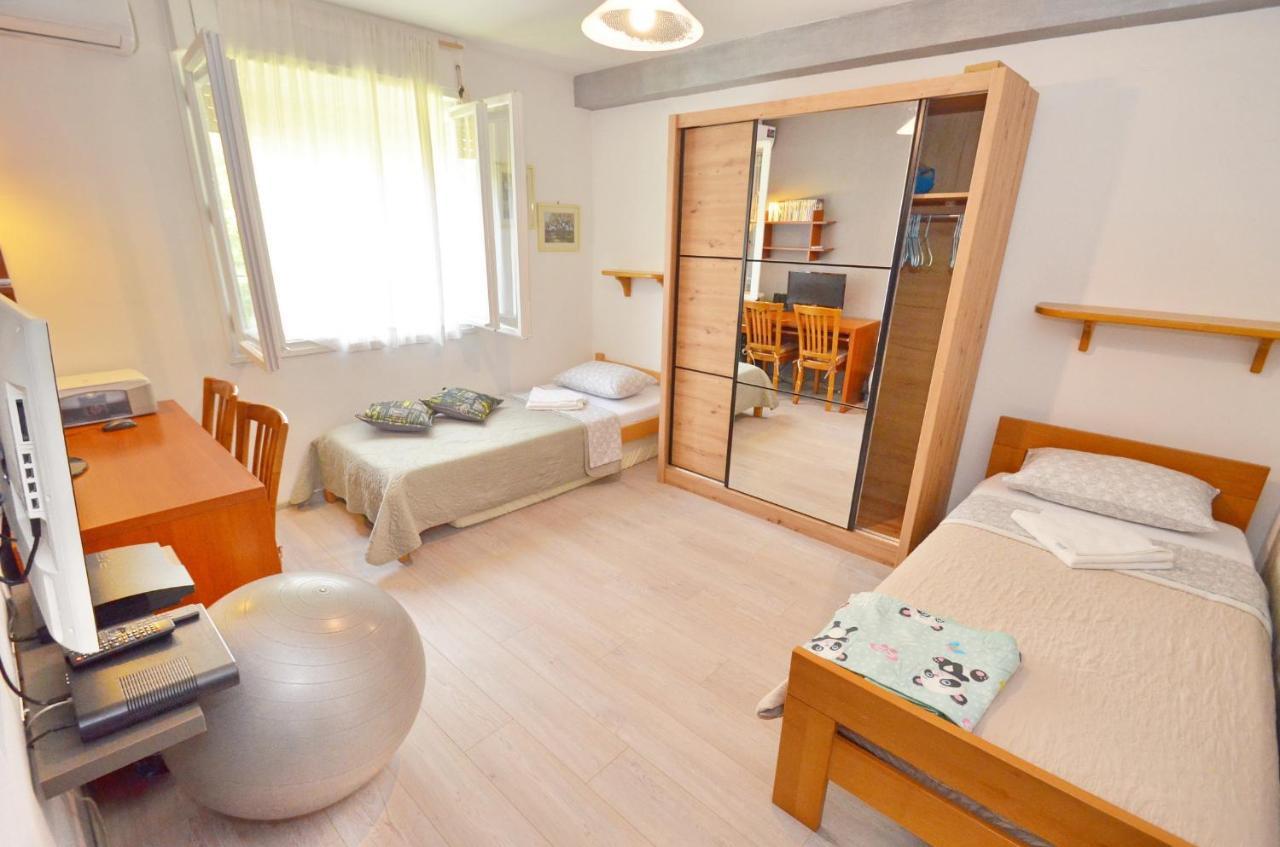 Apartment Oaza Kotor Luaran gambar
