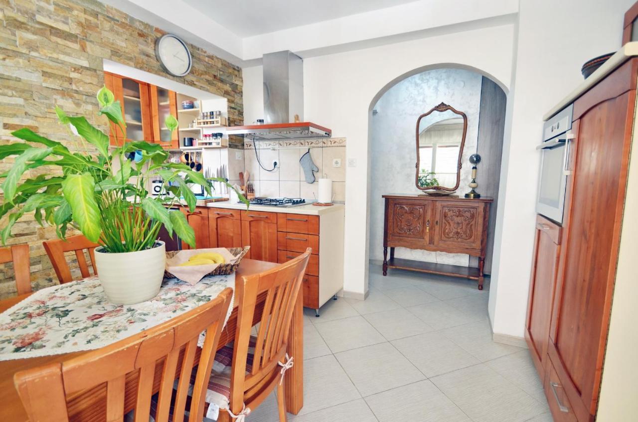 Apartment Oaza Kotor Luaran gambar