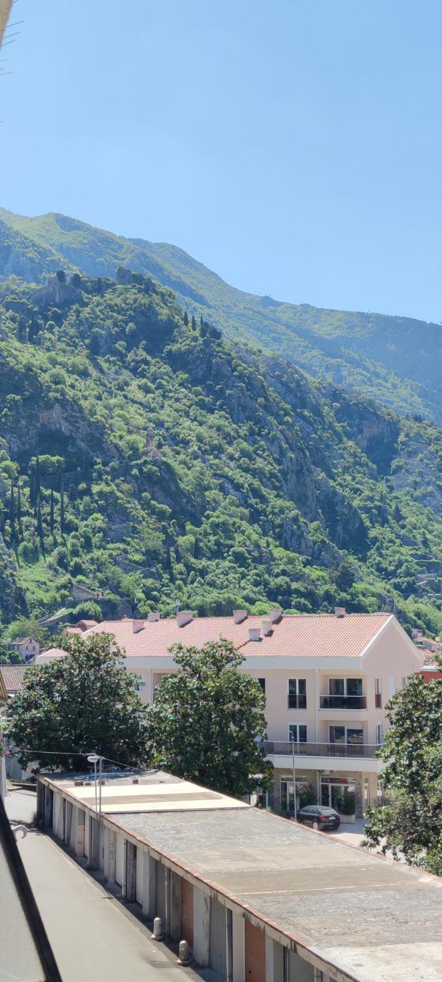 Apartment Oaza Kotor Luaran gambar